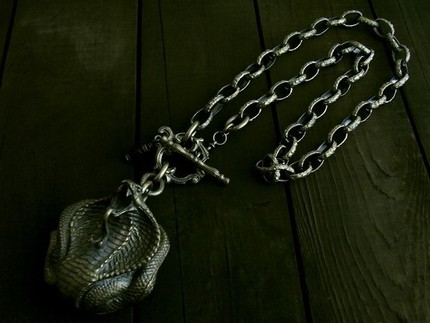 RuR`ChȃlbNXɁI̒łiȂAeB[NeCXgł܂Ƃ߂܂B